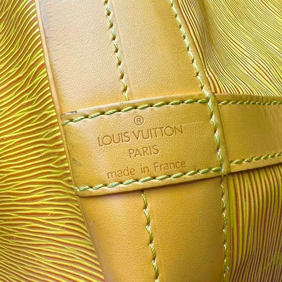 Louis Vuitton Epi Leather Noe Bucket Bag - Picture 6 of 10